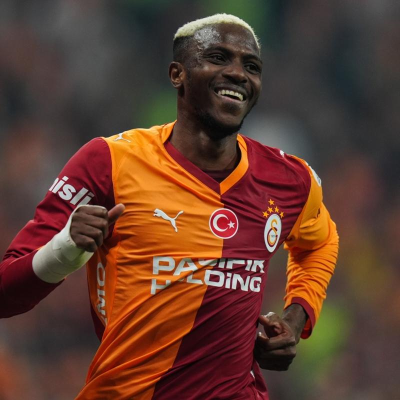Osimhen, Premier Lig'e ait