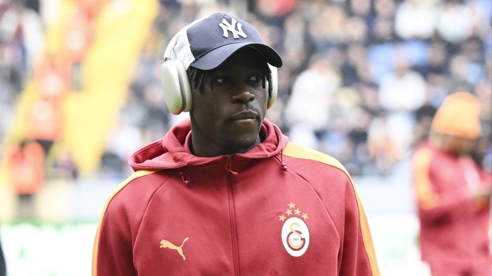 Galatasaray'da 4 futbolcunun kariyerindeki ilk şampiyonluk sevinci!