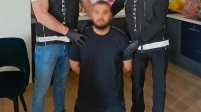 M�T ve Emniyet'ten listenin ba��na �izik! Tunahan �etkin enselendi