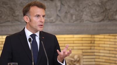 Macron, Afrika turuna ��kt�! Rotada �� �lke var