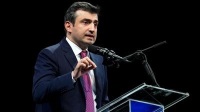 Sel�uk Bayraktar'dan 