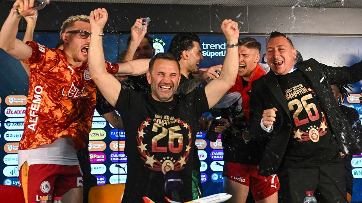 okan buruk galatasaray s�per lig foto�raflar� resimleri