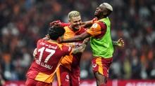 Gen�lik ve Spor Bakan� Osman A�k�n Bak'tan Galatasaray tebrik!