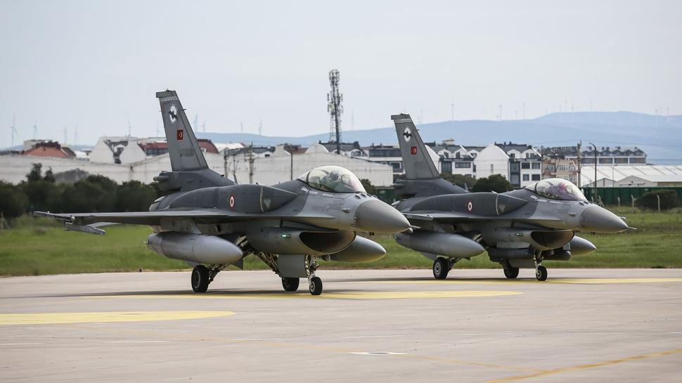 EFES-2026 tatbikatı kapsamında Bandırma'dan F-16'lar havalandı