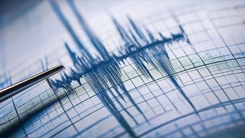 Ege Denizi'nde deprem... AFAD büyüklüğünü açıkladı