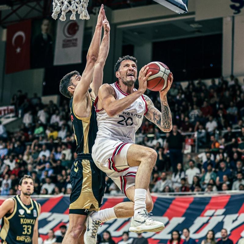 Gaziantep Basketbol seride 1-0 �ne ge�ti
