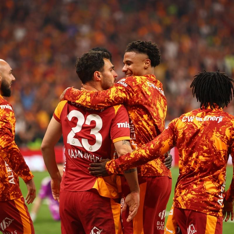 �lklerin adam� Okan Buruk