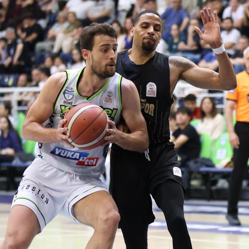Safiport Erokspor evinde k�l pay� kazand�
