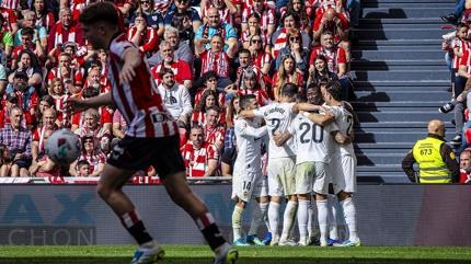 Valencia'ya Athletic Bilbao kar��s�nda tek gol yetti