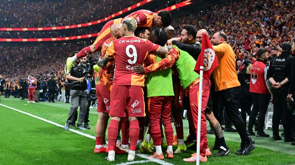 Üst üste 4. zafer! İşte Galatasaray'ın şampiyonluk öyküsü...
