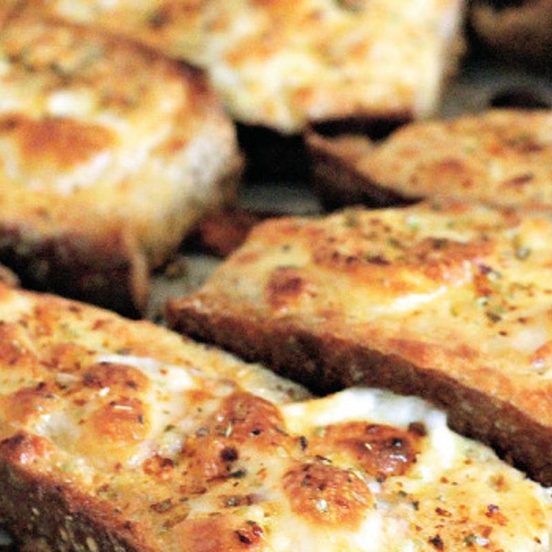 �ift tarafl� k�zar�yor: Mis kokulu yumurtal� ekmek tarifi