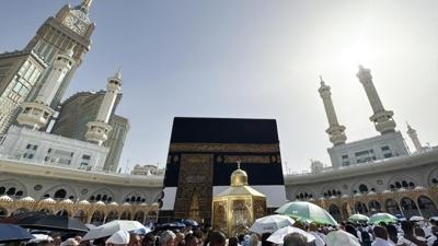 15 y�l sonra ilk! Halep Uluslararas� Havaliman�'ndan Suudi Arabistan'a hac� adaylar� gitti