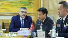 Bakan �ift�i'den Mo�olistan'a FET� uyar�s�! ''Almanya merkezli paravan �irkete dikkat''
