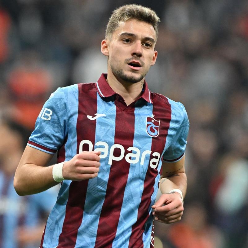 Trabzonspor harekete ge�ti! Ernest Mu�i i�in Be�ikta�'la masaya oturuldu