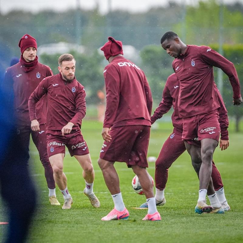 Trabzonspor, kupa haz�rl�klar�n� s�rd�rd�