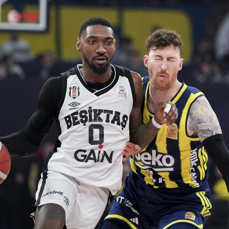 Basketbol S�per Ligi'nde derbi heyecan�!