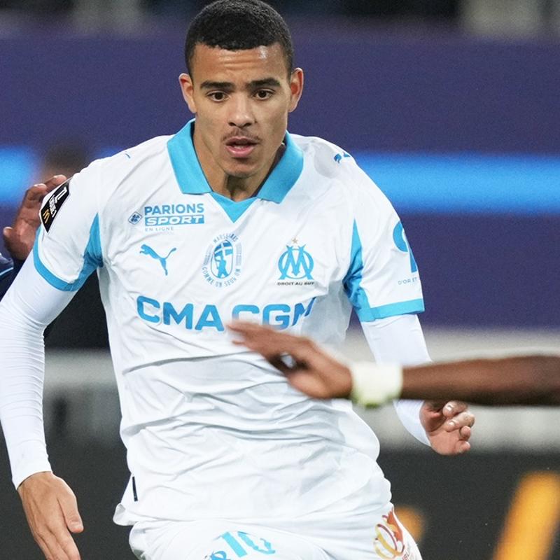 Fenerbah�e'de Mason Greenwood s�rprizi