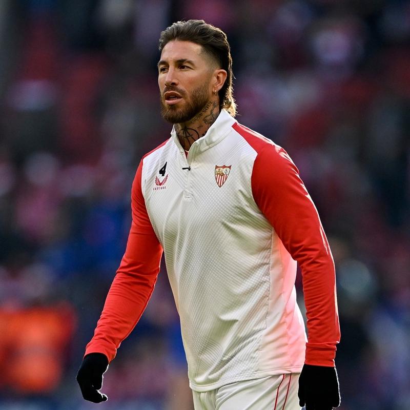 Sergio Ramos, La Liga'n�n efsane kul�b�n� sat�n al�yor!