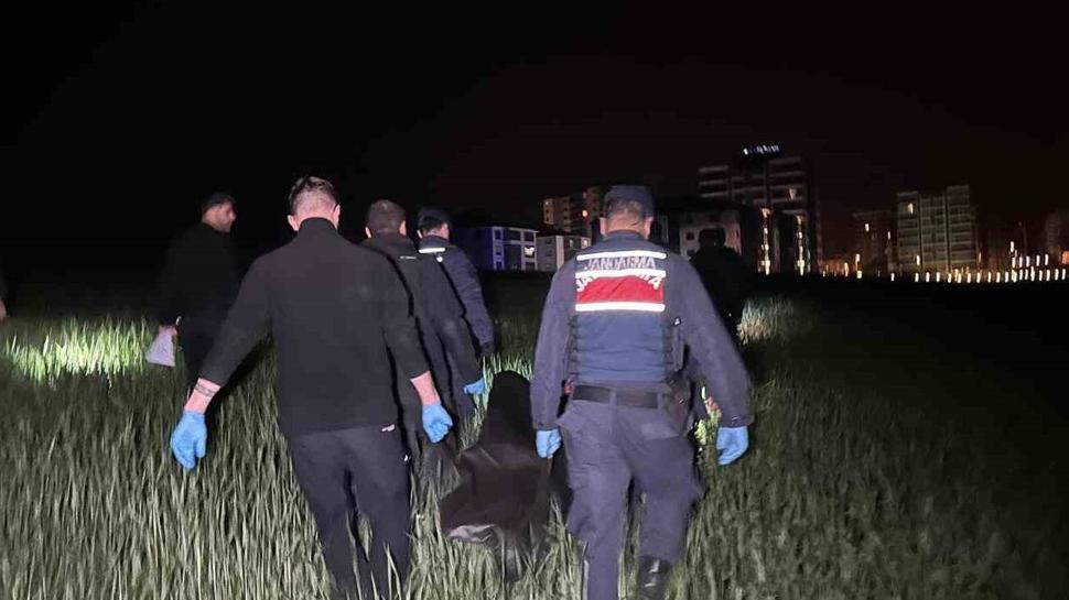 Soruşturma başlatıldı! Uşak'ta tarım arazisinde şüpheli ölüm