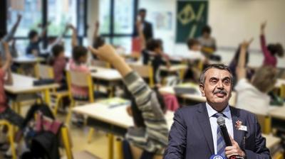 Tarih derslerine 'milli �uur' ayar�! Bakan Tekin: Ha�l� Seferleri kavram�n� kald�rd�k