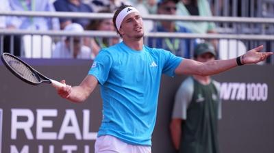 Zverev'den Roma A��k'a erken veda!