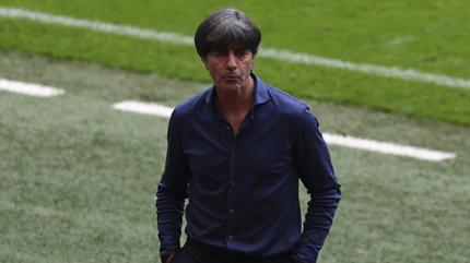 Joachim L�w: Belki beni heyecanland�racak bir teklif al�r�m