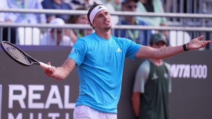 Zverev'den Roma A��k'a erken veda!