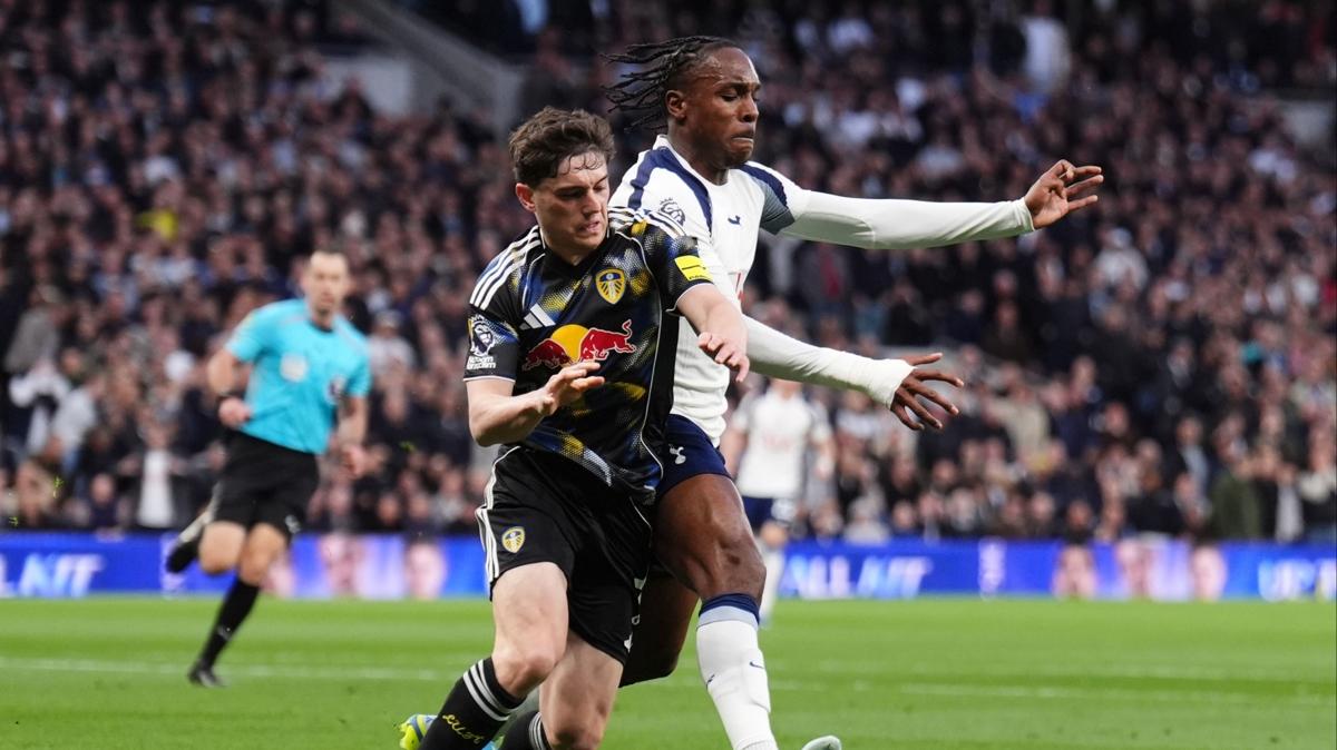 Tottenham Leeds United premier lig foto�raflar� resimleri