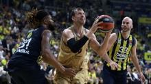 Jan Vesely, parkeye veda ediyor!