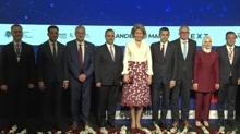 Krali�e Mathilde'li panelde sanayi ��kartmas�! Bel�ika ile i�birli�i i�in imzalar at�ld�
