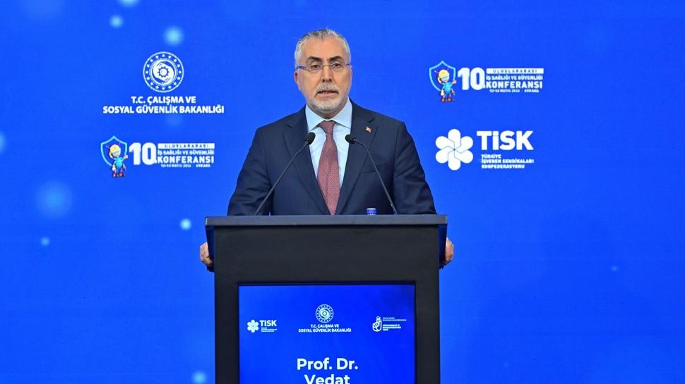 Bakan Işıkhan: 32 bin 889 personelle insan odaklı çalışmaları sürdürüyoruz