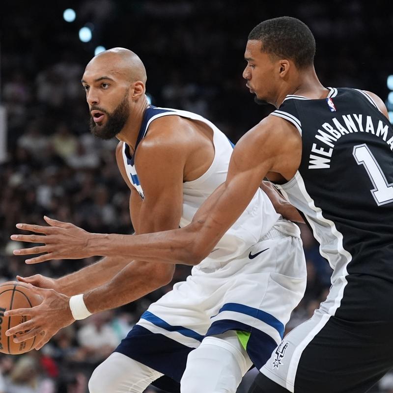 Spurs evinde kazanarak seride �ne ge�ti