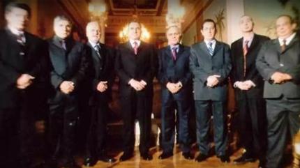 �zlerken 'Kurtlar Vadisi' havas� bulaca��n�z D�nya sinemas�ndan 3 film!