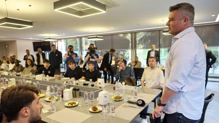 Sadettin Saran, futbolcularla bir araya geldi