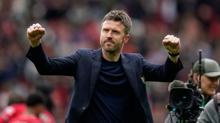Manchester United'dan Carrick ile devam karar�!