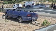 Mu�la'da korkun� kaza... Otomobil �elik bariyerin alt�na girdi