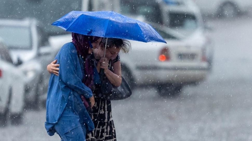 Ya���l� hava yurda yay�l�yor! Meteoroloji'den yeni uyar�