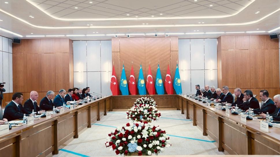 15 milyar dolarlık büyük plan! Türkiye ile Kazakistan masaya oturdu