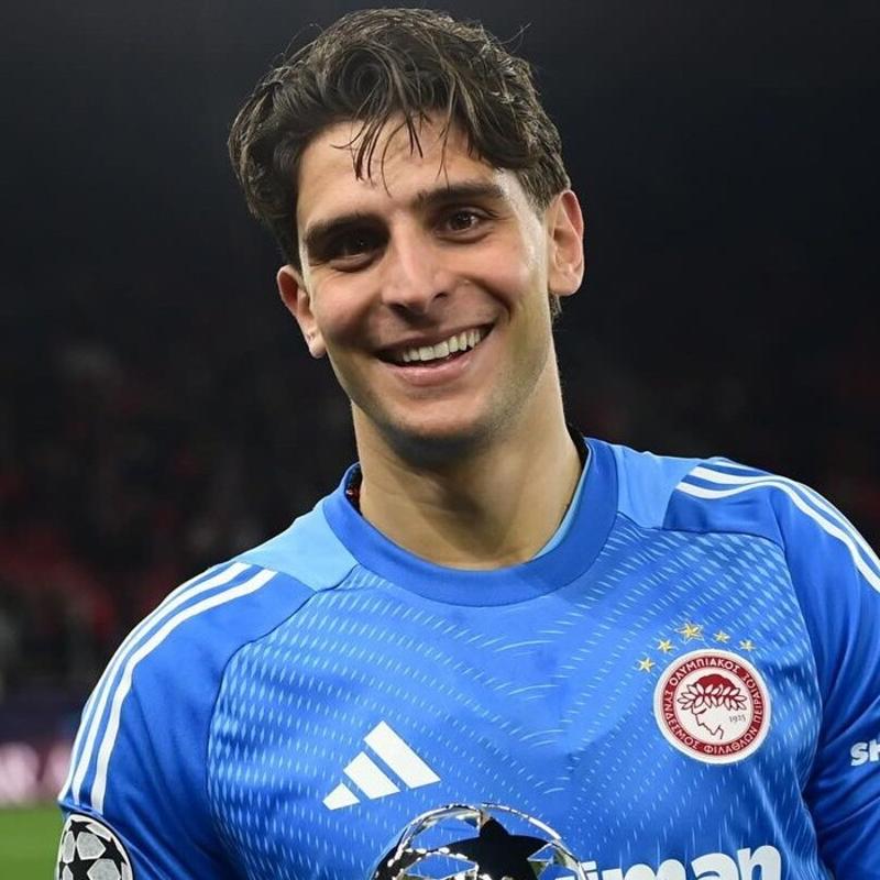 Fenerbah�e'ye Yunan kaleci! Teklifi duyurdular