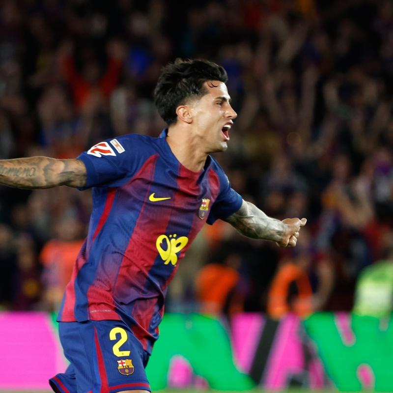 Joao Cancelo'dan Barcelona karar�