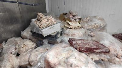 Ankara'da 40 ton sa�l�ks�z et ele ge�irildi! G�da sahtekarlar� g�zalt�nda