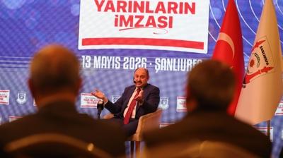 Ba�kan G�lp�nar 2 y�ll�k hizmet karnesini a��klad�