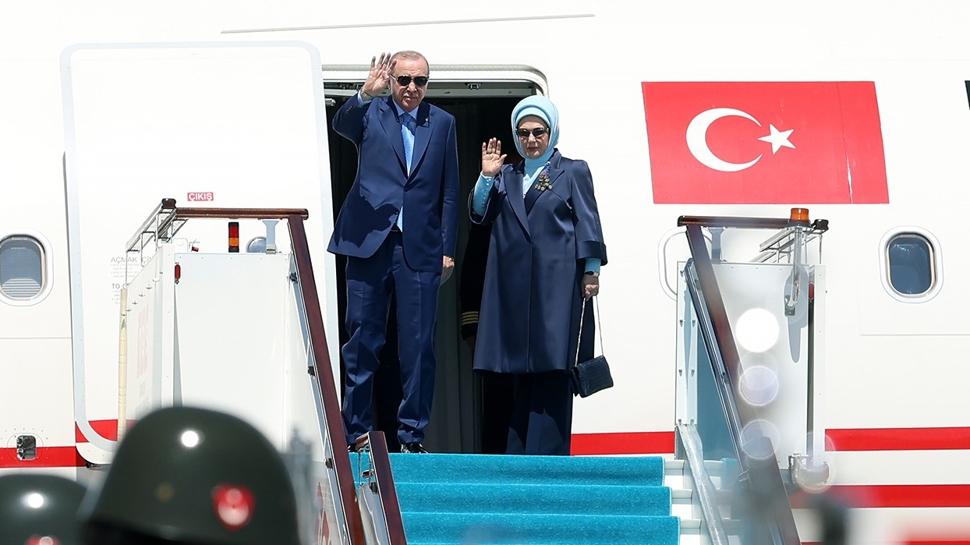 Başkan Erdoğan, Türkistan'dan ayrıldı