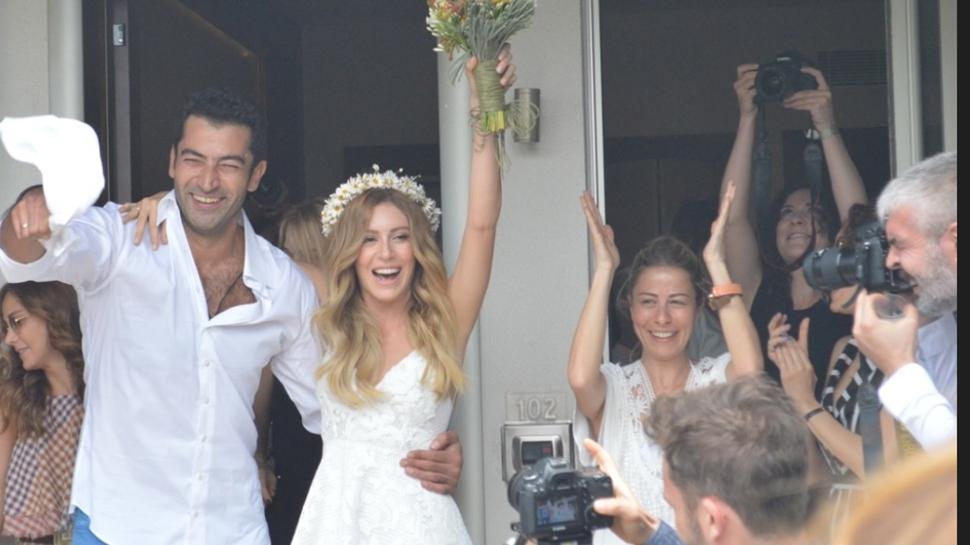 Sinem Kobal ile Kenan İmirzalıoğlu'ndan 10. yıl kutlaması! Düğünden kareleri beğeni topladı