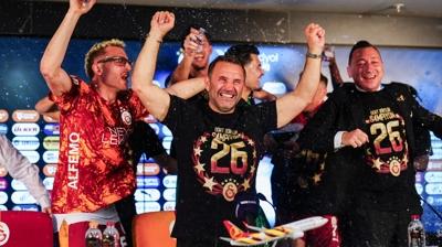Galatasaray'da kutlama g�n�! 26. �ampiyonluk i�in t�ren
