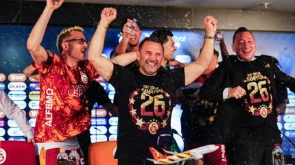 Galatasaray'da kutlama g�n�! 26. �ampiyonluk i�in t�ren