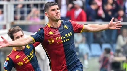 Sezonun ilk bombas�! Trabzonspor'a y�ld�z orta saha...