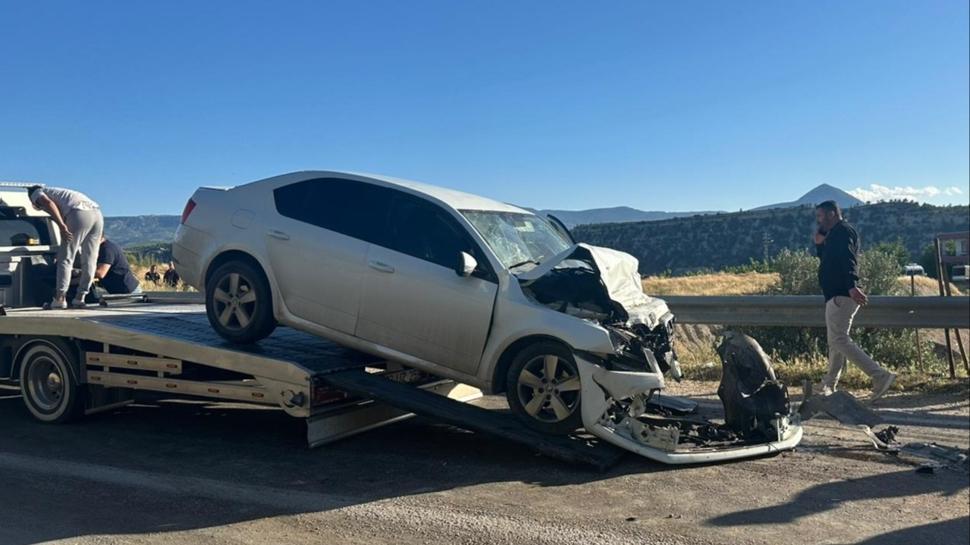 Mersin'de korkunç kaza: Anne ve kızı olay yerinde hayatını kaybetti