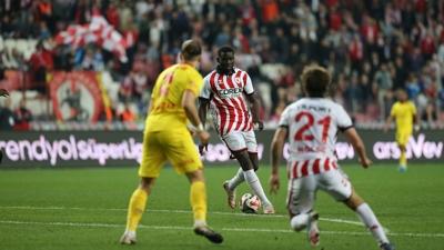 Samsunspor G�ztepe'yi 3 golle devirdi
