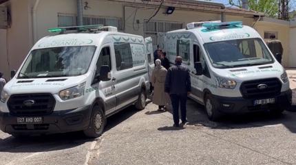 Trakt�rler devrildi, s�r�c�ler kurtar�lamad�... �ki ayr� kaza can ald�
